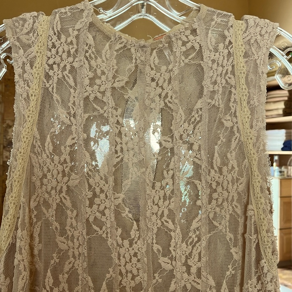 Dress - Picture 4 of 4